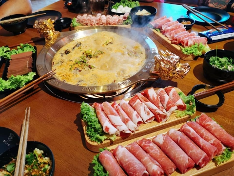 豪龙火锅 HaoLong Steamboat | Databook Malaysia