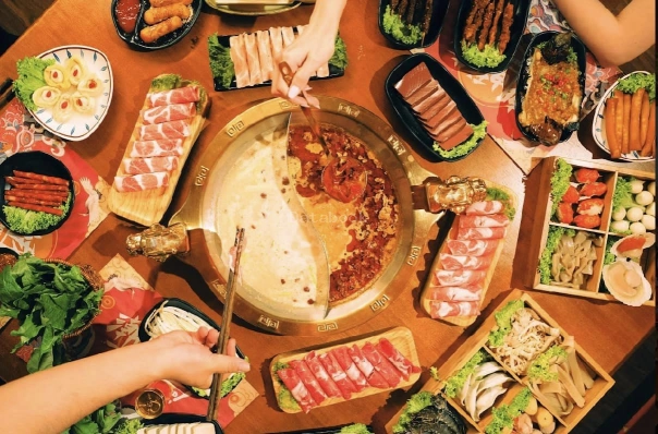 豪龙火锅 HaoLong Steamboat | Databook Malaysia