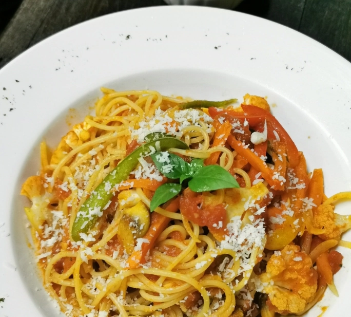 Bert's Garden | Databook Malaysia