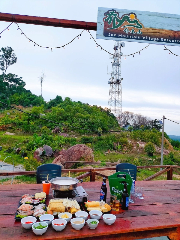 Joe Mountain Village 乔木山 | Databook Malaysia