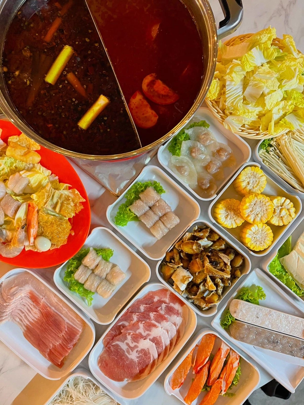 LaoJia Steamboat & BBQ 老家火锅与炭烤串串 | Databook Malaysia