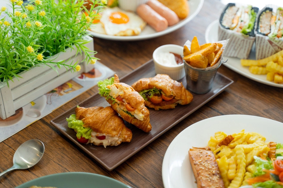 Café Kofuku & Art Studio | Databook Malaysia