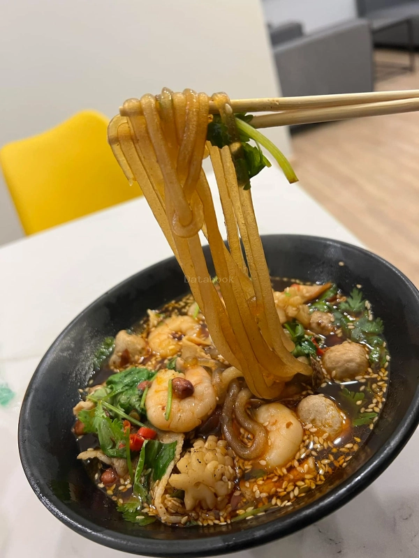 老汉酸辣粉 The Old Man - Muar | Databook Malaysia