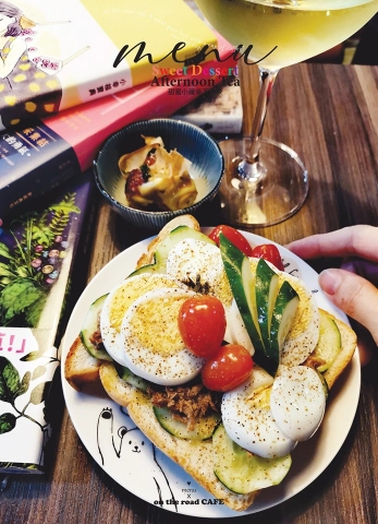 On the road cafe | Databook Malaysia