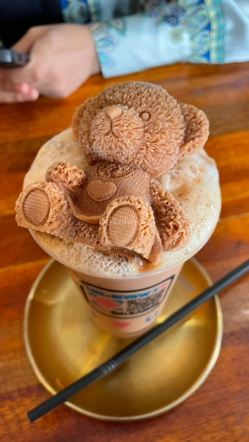 Kafe Kiri Kanan | Databook Malaysia